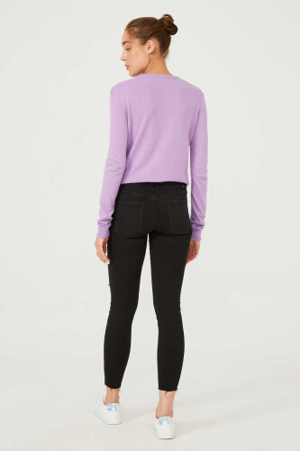 Dar Paça Yırtık Detaylı Jean Pantolon - 4