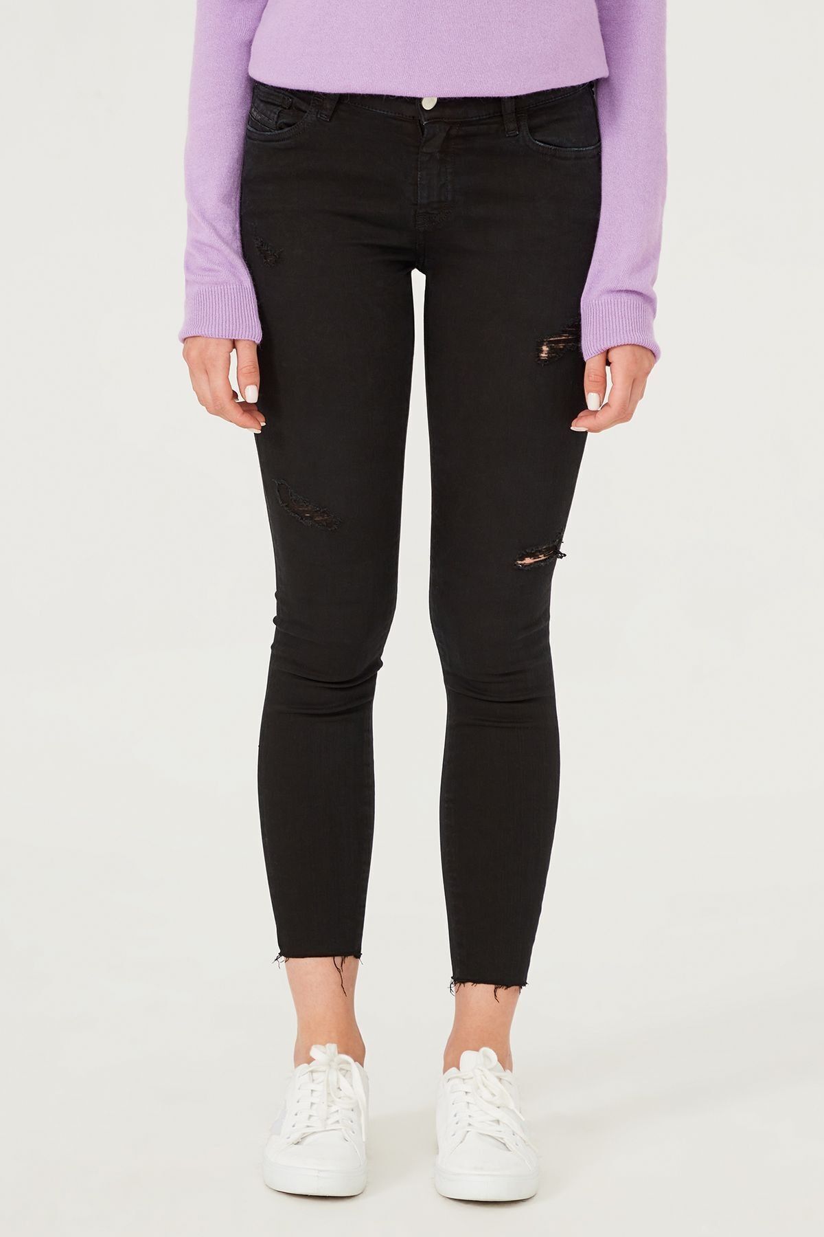 Dar Paça Yırtık Detaylı Jean Pantolon - 5