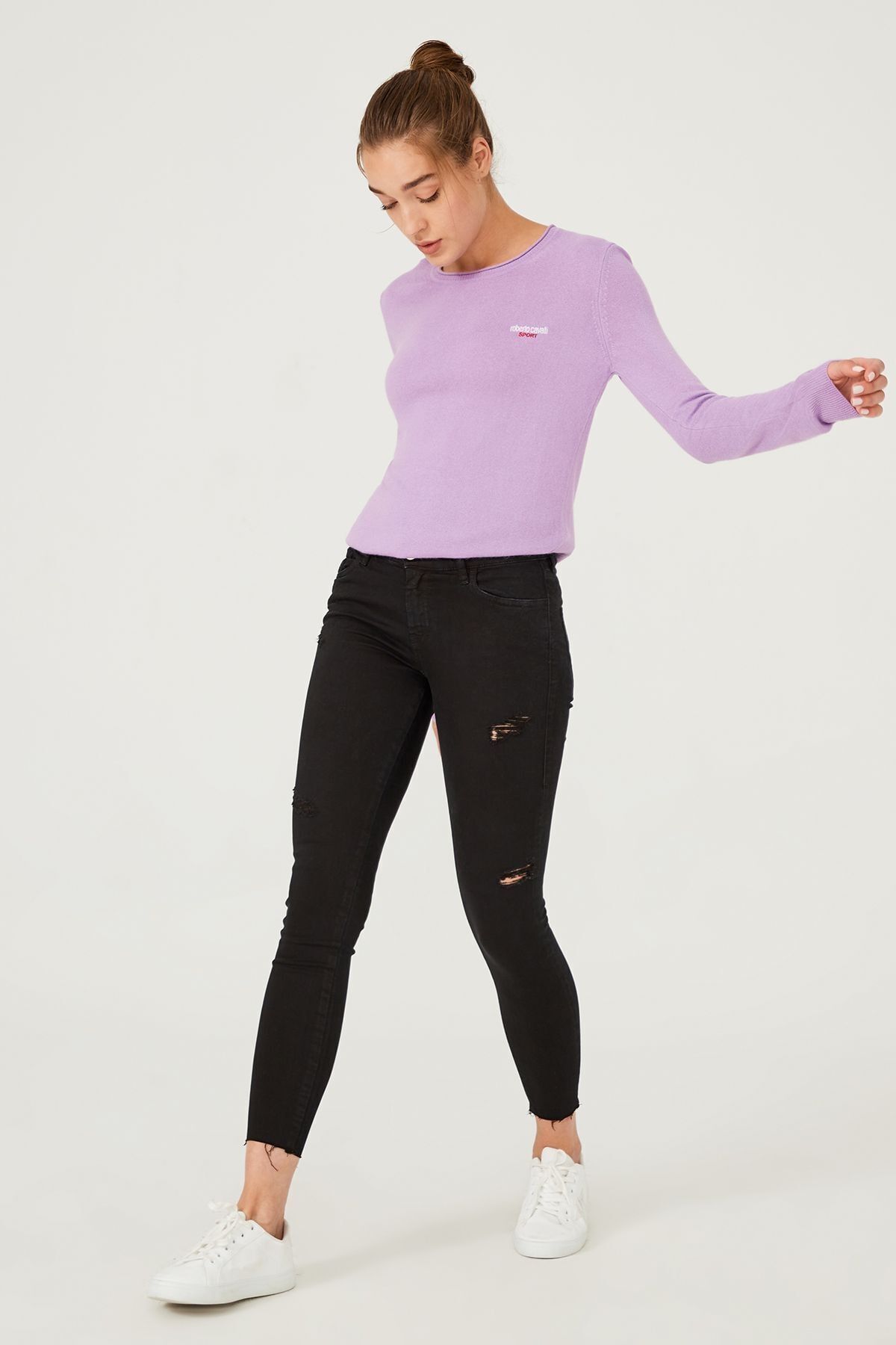 Dar Paça Yırtık Detaylı Jean Pantolon - 7