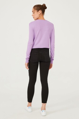 Dar Paça Yırtık Detaylı Jean Pantolon - 8