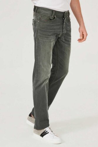 Diesel Erkek Normal Bel Normal Paça Jean Pantolon - 4
