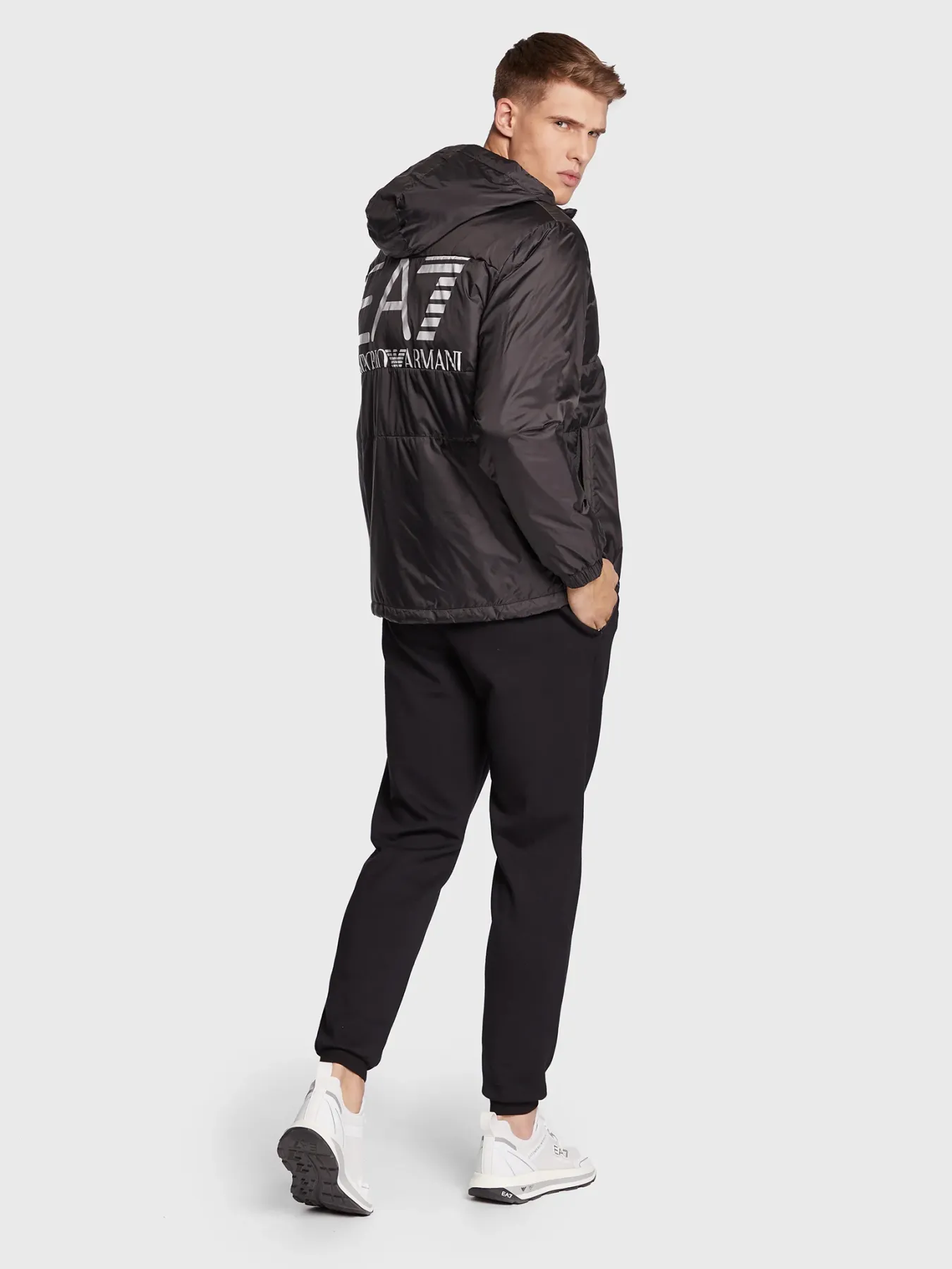 Emporio Armani EA7 Erkek Mont - 3