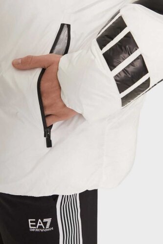 Emporio Armani Erkek Kapşonlu Şişme Mont - 5