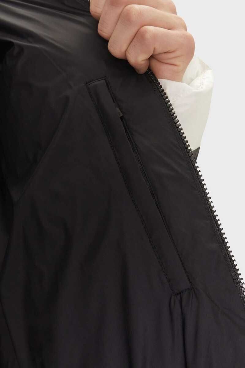 Emporio Armani Erkek Kapşonlu Şişme Mont - 6