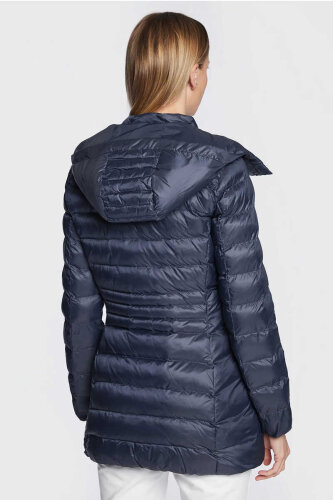 Emporio Armani Kadın Çıkarılabilir Kapşonlu Şişme Mont - 4