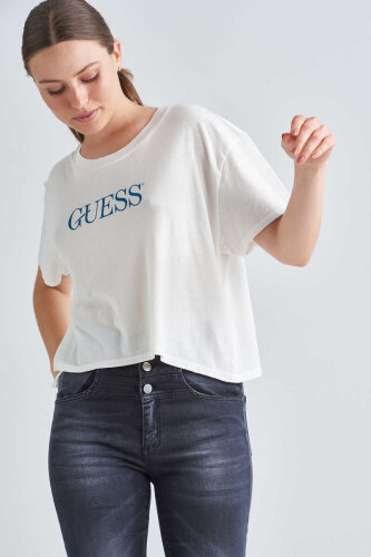 Guess Bisiklet Yaka Kadın T-Shirt - GUESS