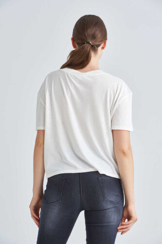 Guess Bisiklet Yaka Kadın T-Shirt - 4