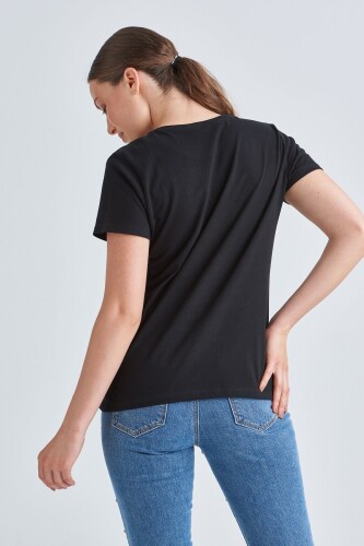 Love Moschino Kadın Bisiklet Yaka T-Shirt - 8