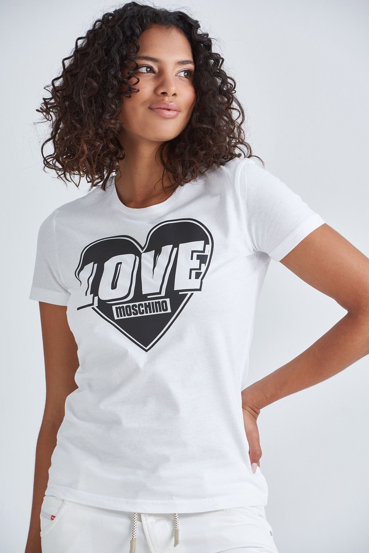 Love Moschino Kadın Bisiklet Yaka T-Shirt - 7