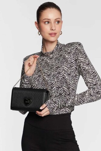 Moschino Logolu Kadın Kol Çantası - 5
