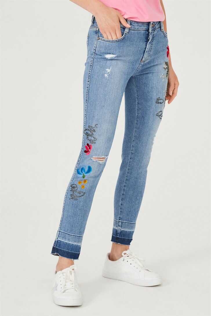 Nakış işlemeli Dar Paça Kadın Jean Pantolon - 8