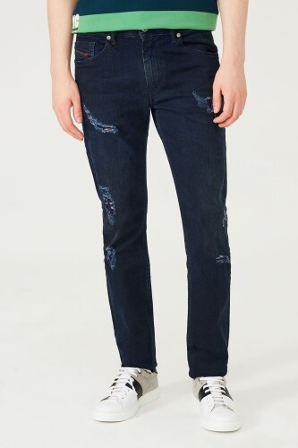 Normal Kesim Yırtık Detaylı Erkek Jean Pantolon - 9
