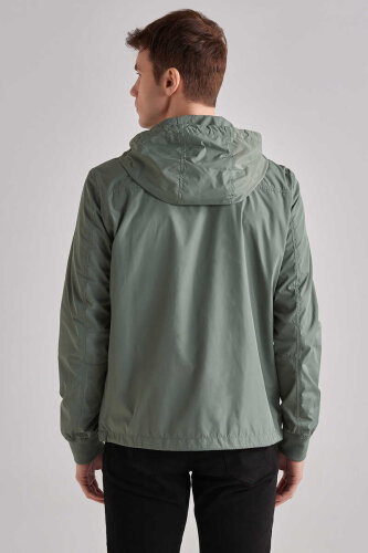 Woolrich Erkek Kapşonlu Yağmurluk - 6