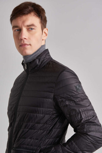 Woolrich Erkek Şişme Mont - 5