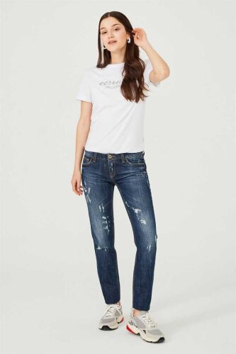 Yırtık Detaylı Normal Kesim Kadın Jean Pantolon - 2