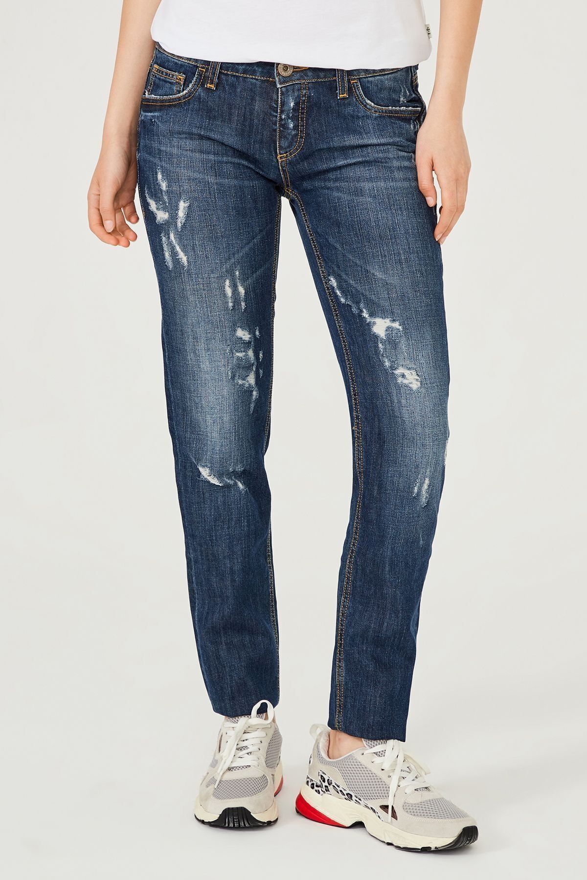 Yırtık Detaylı Normal Kesim Kadın Jean Pantolon - 5